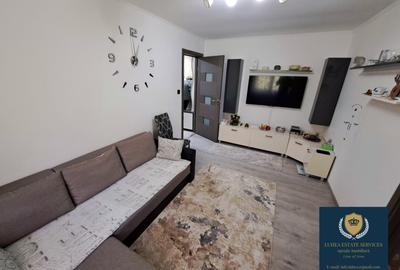 Apartament cu 2 camere semidecomandat în Micro III - 3