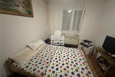 Confort 1 la etajul 2, model mare cu central #259; propie ling #259; Pia #539;a Doina - 1