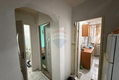 Apartament cu 3 camere decomandat în Sud - 4