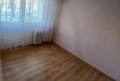 Apartament cu 2 camere semidecomandat în Rogerius