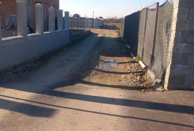 Teren de 1600 mp, în Central - 9