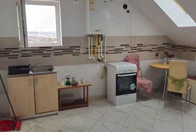 Apartament cu o camera decomandat - 1