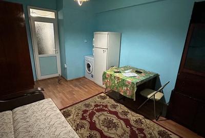 Proprietar inchiriez garsoniera - 1