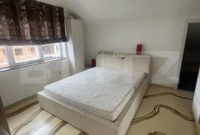 Spațiu comercial, de 300 mp, în Central - 7