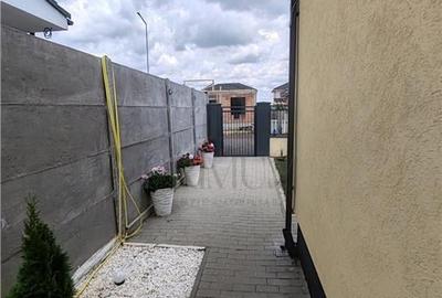 Duplex pe parter - mobilat - utilat - toate utilitatile - beci - pod mansardabil - 9