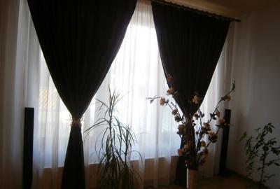 Casă cu 4 camere în Sud