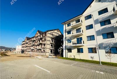 Apartament la cheie cu 2 camere decomandate si 2 balcoane zo - 1