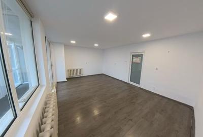 Spațiu comercial, de 32 mp, în Independenței - 1