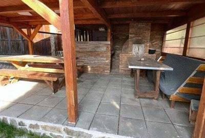 Cabana cu 4 dormitoare, foisor, ciubar, Statiunea Muntele Baisorii - 13