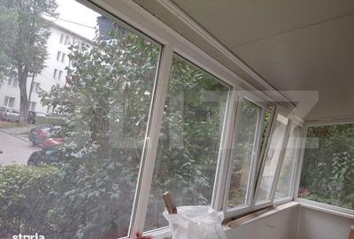 Spațiu comercial, de 50 mp, în Central - 3