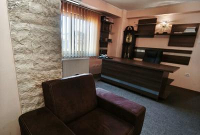 Spatiu birou, zona Stefan cel Mare, Radauti - 12