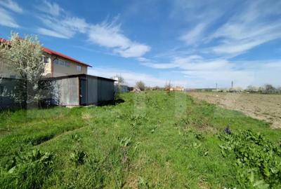 Teren de 1364 mp, în Pielești - 1