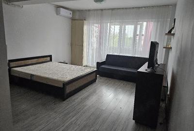 Garsonieră decomandată în Central - 3