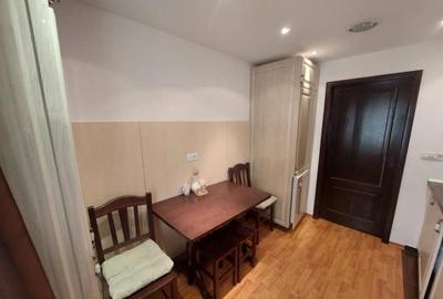 Apartament cu 2 camere decomandat, mobilat în Uzina 2 - 2
