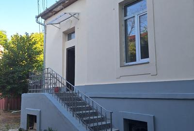 Apartament cu 2 camere decomandat în Ultracentral