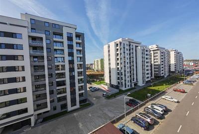 Apartament cu 2 camere decomandat, mobilat în Tractorul - 17