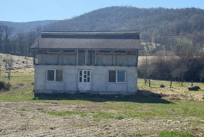 Casă cu 4 camere în Chitid - 3