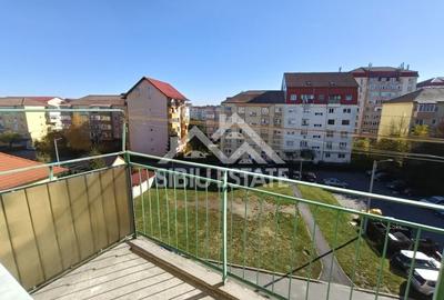 Apartament de vanzare cu 3 camere, decomandat, 2 balcoane, pivnita - 55 mp Apartament de vanzare cu 3 camere, decomandat, 2 balcoane, pivnita - 55 mp - 9