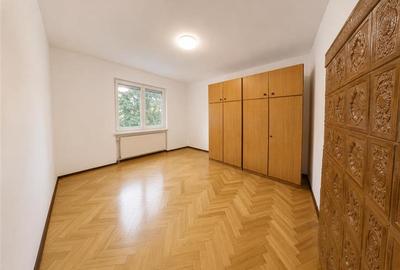 Apartament cu 4 camere decomandat în Central - 7