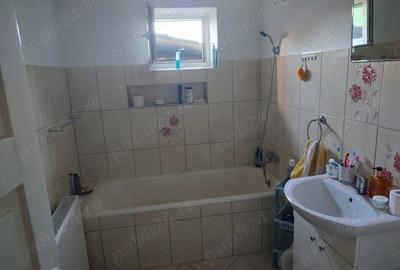 Casă cu 4 camere în Central - 3