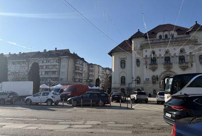 Apartament cu 3 camere semidecomandat în Valea Muscelului - 1