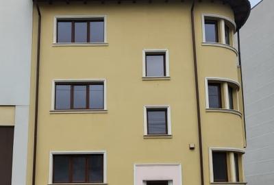Clădire cu destinații multiple, Sabinelor București Sector 5 - 2