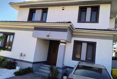 Casă cu 4 camere în Remetea Mare - 8