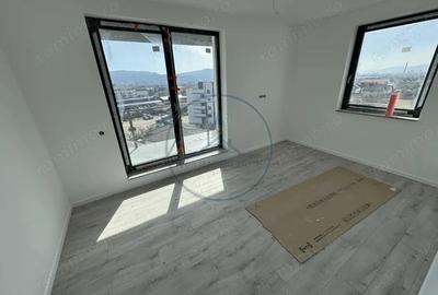 Apartament cu 2 camere semidecomandat în Central - 1