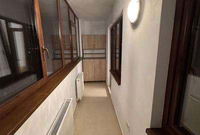 Garsonieră decomandată în Central - 8