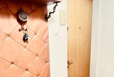 Apartament cu 3 camere decomandat, mobilat în P-ța Muncii - 45