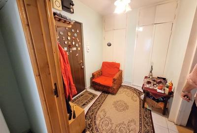 Apartament 2 camere decomandat , zona Cora - 7