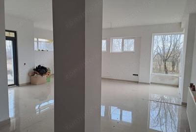 Spațiu comercial, de 5,500 mp, în Someș-Odorhei - 5