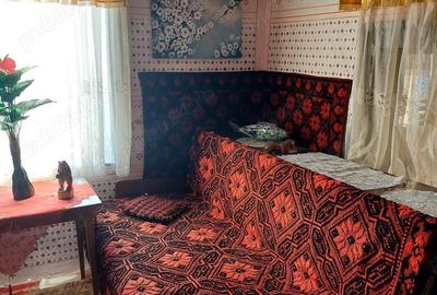 Casă cu 7 camere cu Teren 5500 Mp în Central - 7