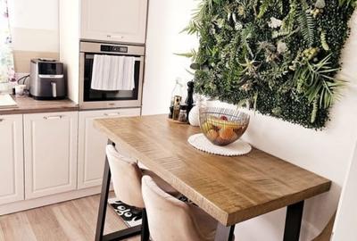 Apartament cu 3 camere decomandat, mobilat în Tractorul - 3