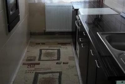 Garsonieră decomandată în Podu Roș