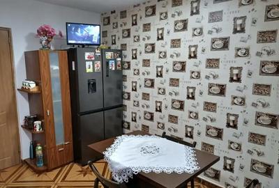 Apartament cu 3 camere decomandat în Pucioasa - 4