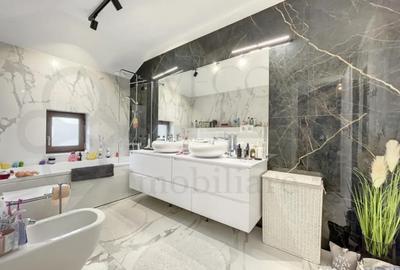 Casă cu 4 camere cu Canalizare în Central - 13