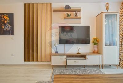 Apartament cu 2 camere decomandat, mobilat în Tractorul - 5