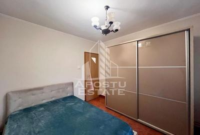 Apartament 3 camere, gradina proprie, centrala proprie, zona Judetean