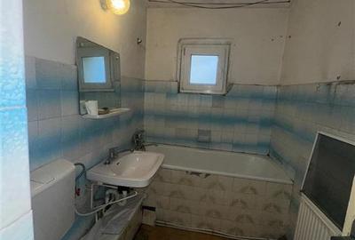 Apartament cu 4 camere decomandat în Nicolina - 6