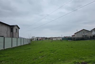 Teren Construcții intravilan de 370 mp, în Periferie