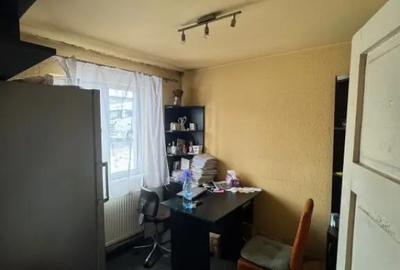 Spațiu comercial, de 380 mp, în Central - 16