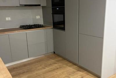 Vand apartament cu 5 camere si curte: 4 dormitoare, 3 bai - Tractoru - 3