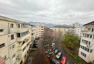 Apartament cu 4 camere decomandat, mobilat în Central - 3