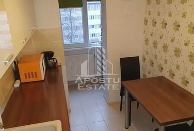 Apartament cu 3 camere decomandat, mobilat în Dacia - 6