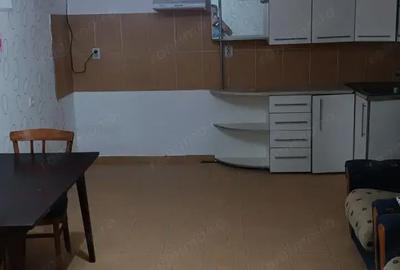 Apartament cu 2 camere decomandat în Giurgiului - 3