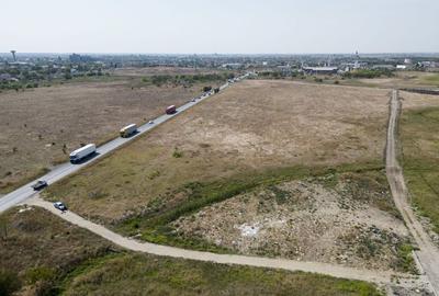 TEREN INTRAVILAN CENT NORD ARAD KM 548+273 PUZ APR - 10