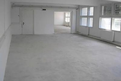 Spațiu comercial, de 220 mp, în 1 Mai - 2