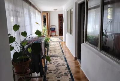 Casă cu 4 camere cu Teren 203 Mp în Central - 13