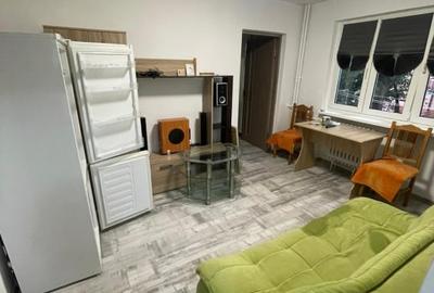 Apartament 3 camere, Piata  Sud - 4